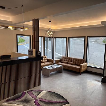 Marine Inn Powell River Zewnętrze zdjęcie